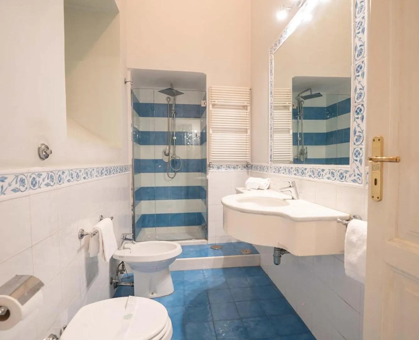 Residenza Castel Dell'Ovo By Dimorra Apartment Naples 0*,